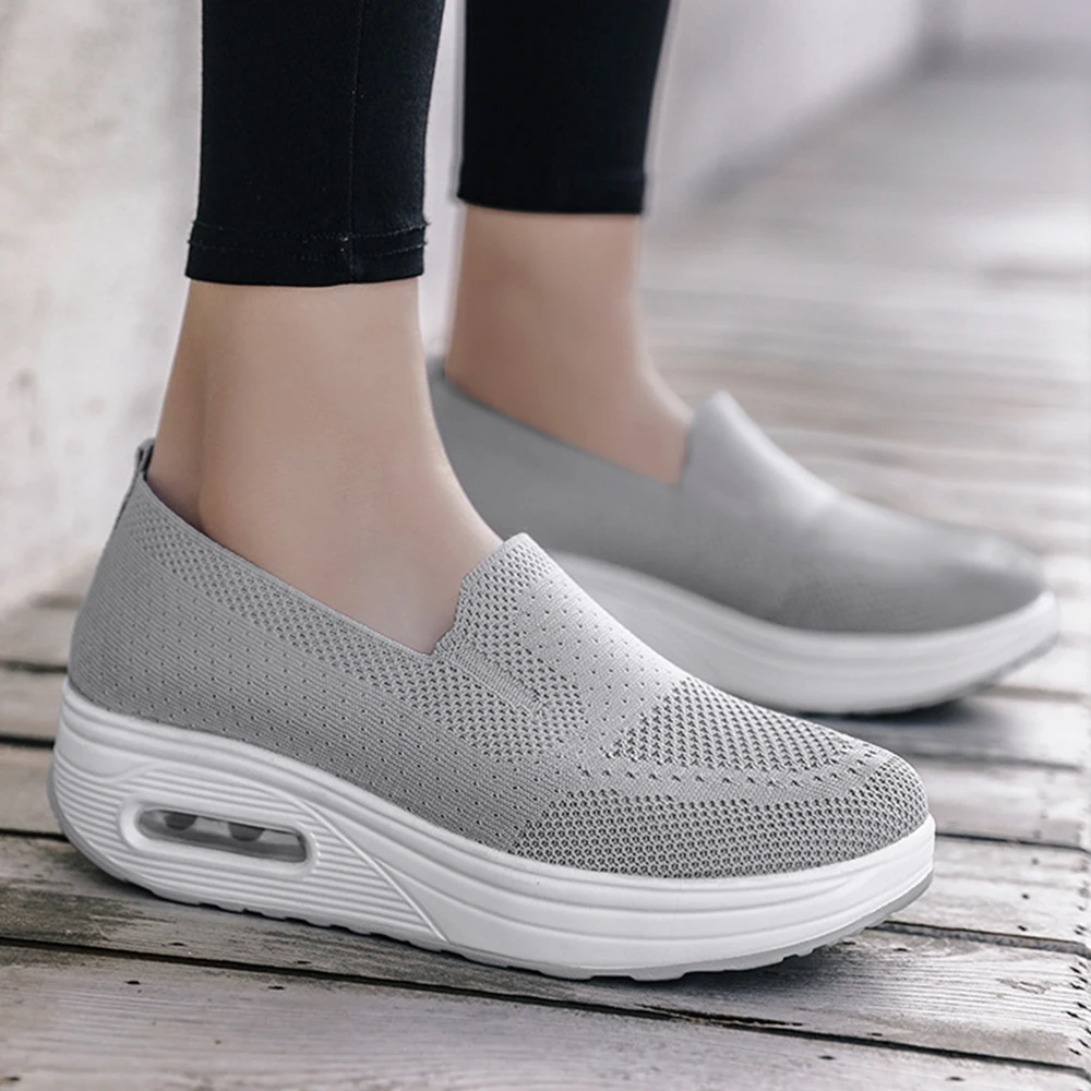 Summer Women Slip-On Vulcanized Sneakers Fashion Platform Solid Color Mesh Sport Shoes Ladies Casual Breathable Walking Sneakers