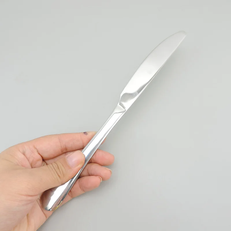 Description Picture 5 of itemsilver Dinnerware Set Luxury Cutlery Steel Set Quality Tableware spoon Knives Forks Dining Dinner Western Food Restaurant