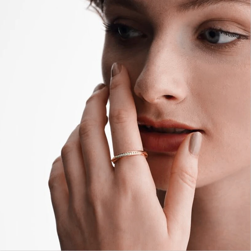 Elegant Rose Gold Cubic Zirconia Wedding Ring