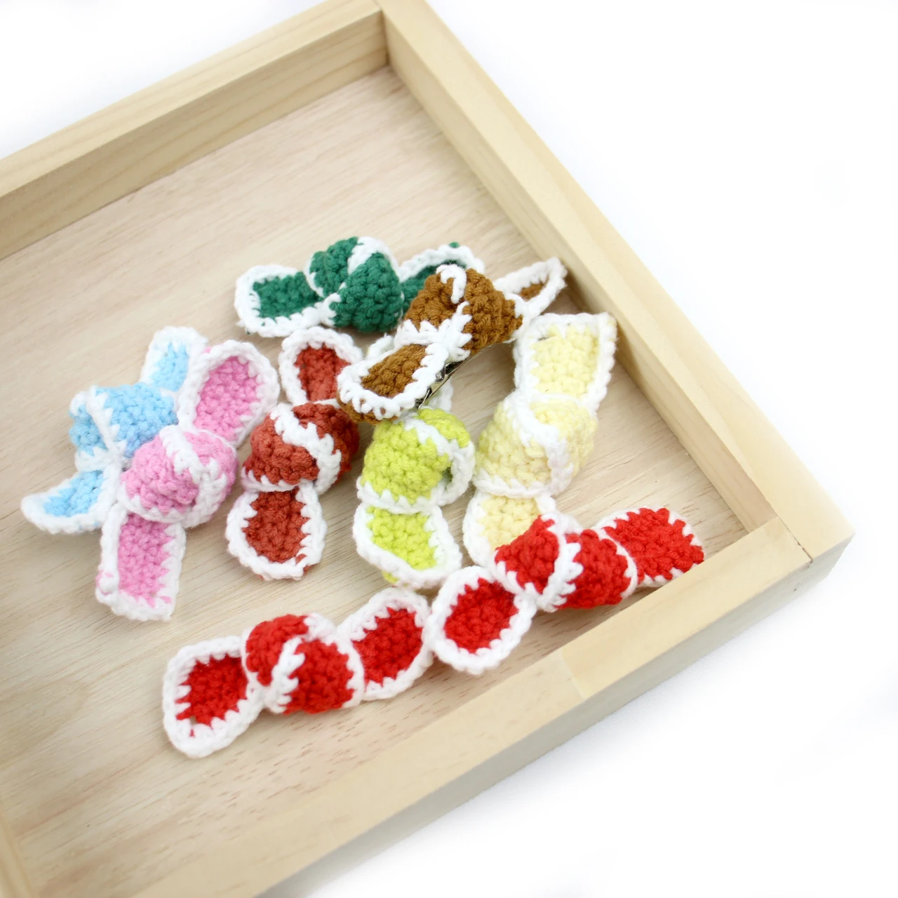 1pc 소녀 헤어핀 크로 셰 뜨개질 니트 달콤한 공주 hairbows 스냅 클립 헤어 그립 수제 안전 어린이 헤어 액세서리