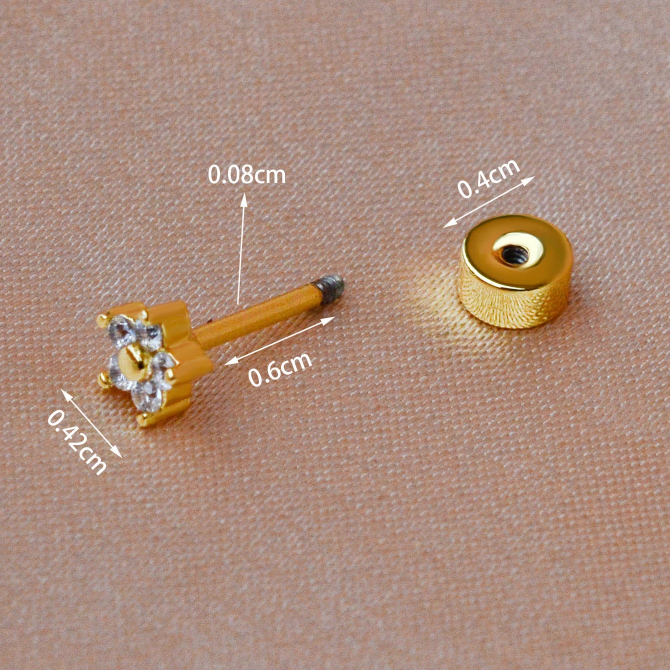 1PC Titan Stahl 20G Triple CZ Knorpel Helix Ohrringe Blume Blatt Tragus Standard Stud Conch Rook Ohrläppchen Piercing schmuck – Detail 1