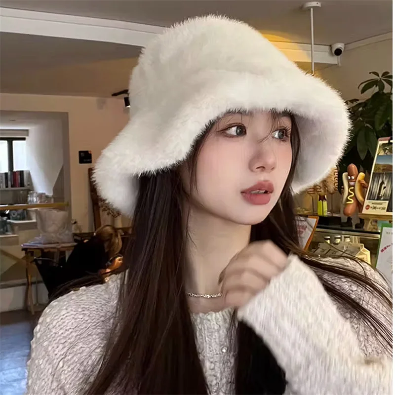 Fashion Fluffy Faux Fur Bucket Hat For Women Luxury Plush Fisherman Hat Warm Winter Thicken Cold Snowy Day Panama Cap