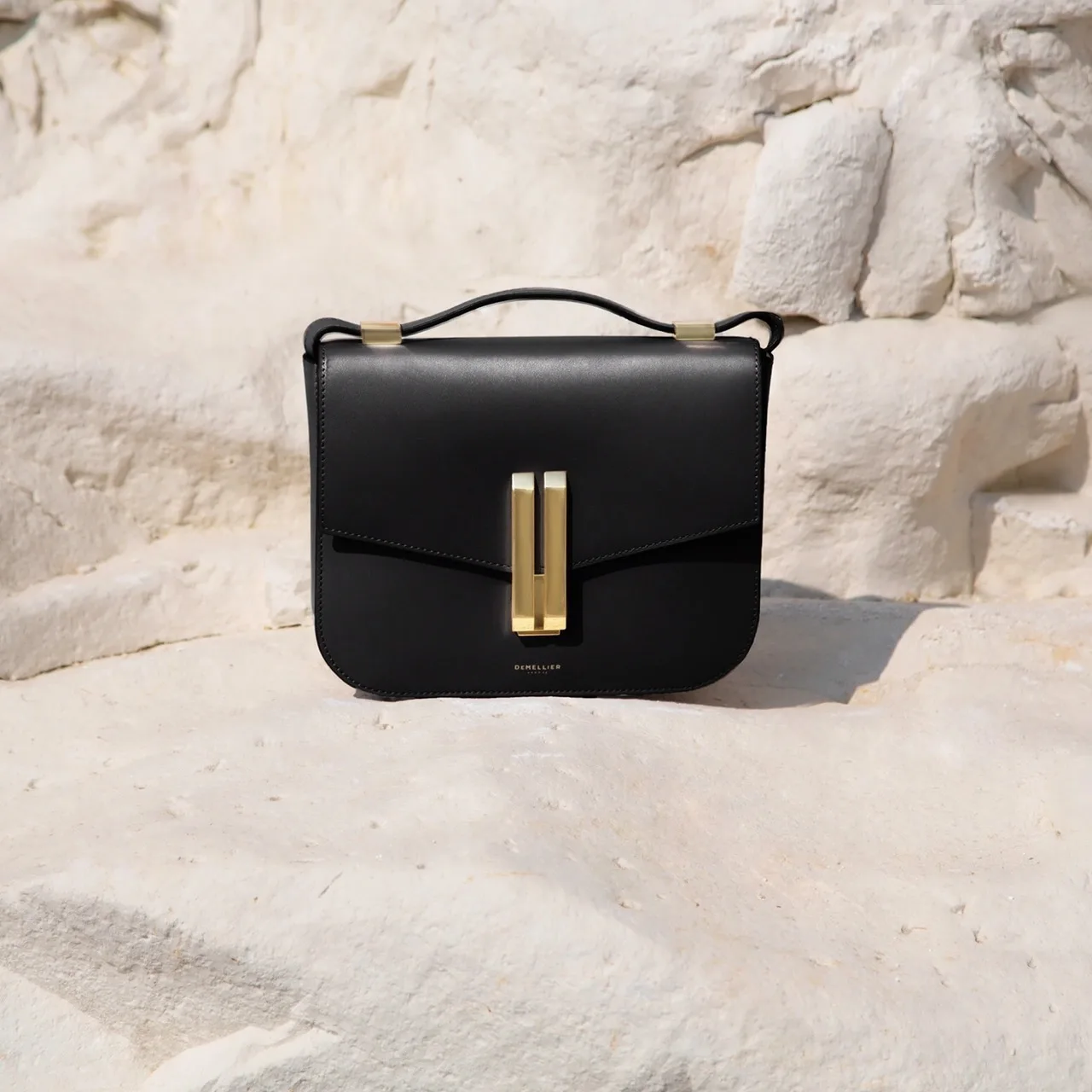 Demelier Nano Montreal ������ ���� ��� ũ�ν��ٵ� ���Ÿ� �� �ڵ��