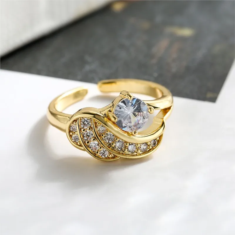 Silver Color Angel Wings Claw Inlay Zircon Rings for Women Creative Temperament Golden Ring Party Girls Gifts anillos