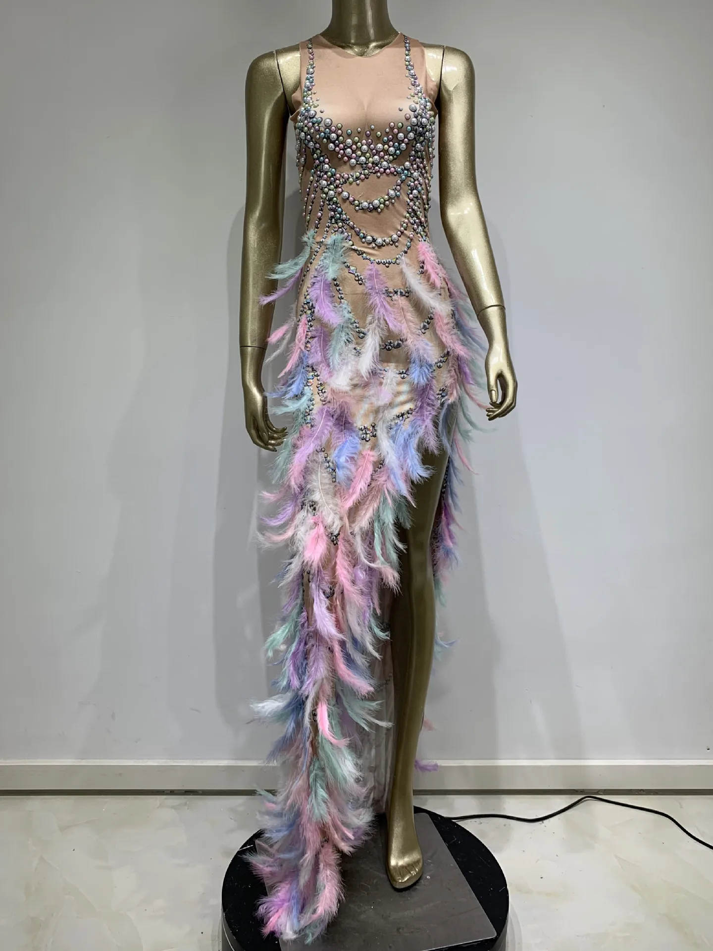 

Sexy Feather Rhinestone Beaded Dress Women Elastic Sleeveless Prom High Slit Dress Stage Performance Outfit Nightclub Party Cele