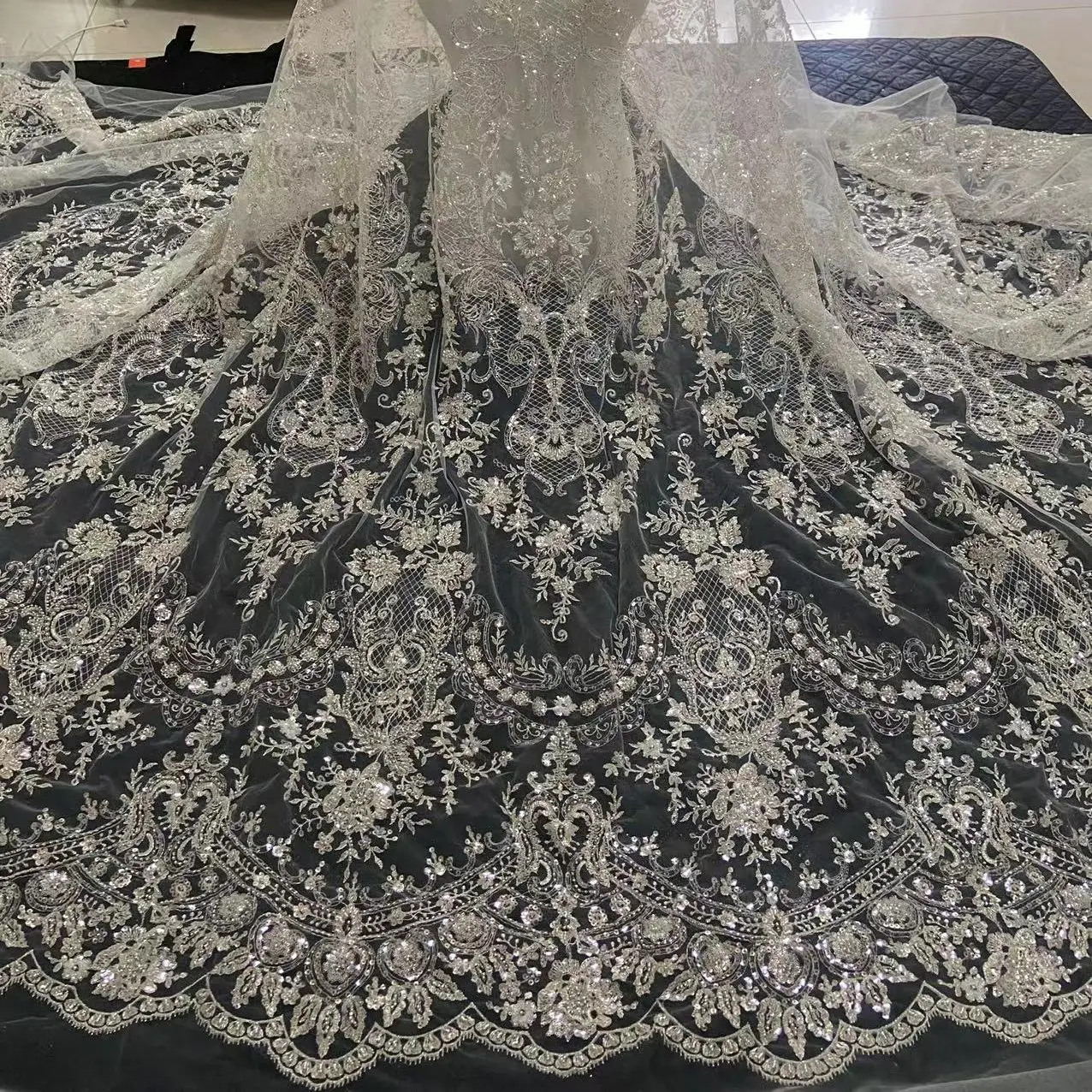 

Красивые свадебные дизайнерские серебряные бусины с вышивкой французская сетчатая пряжа африканская нигерийская ткань кружева для платья «сделай сам» Свадебные платья