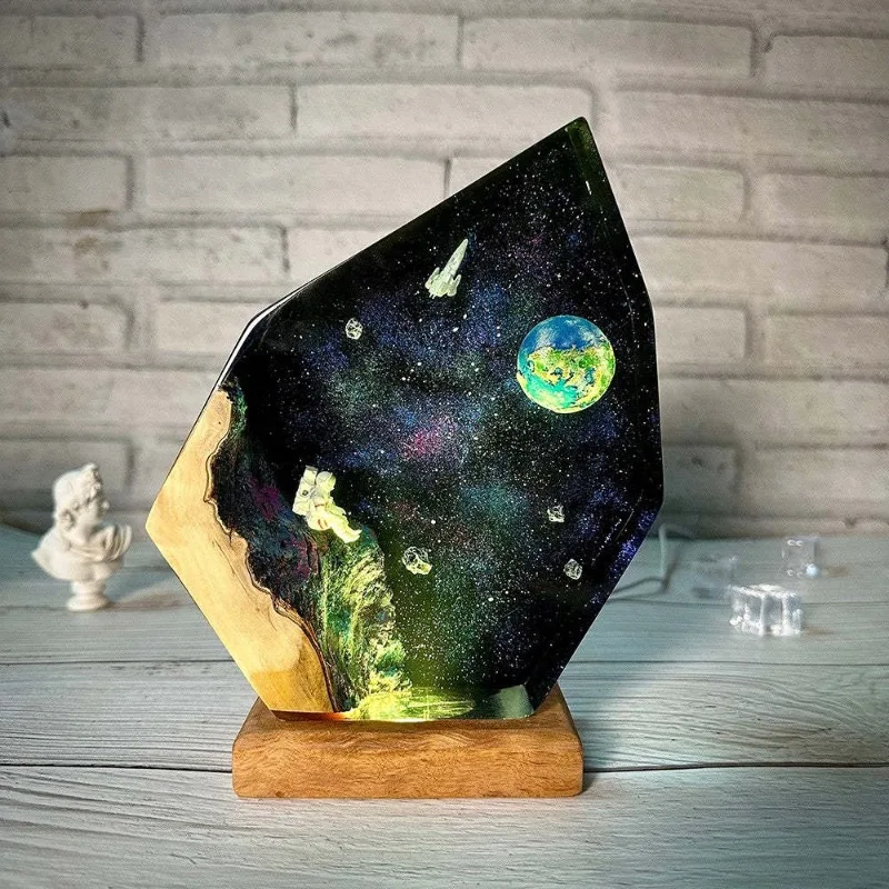 interstellar-epoxy-lamp-space-galaxy-resin-night-astronaut-resin-light-space-astronaut-galaxy-night-lamp-art-decoration-lamp