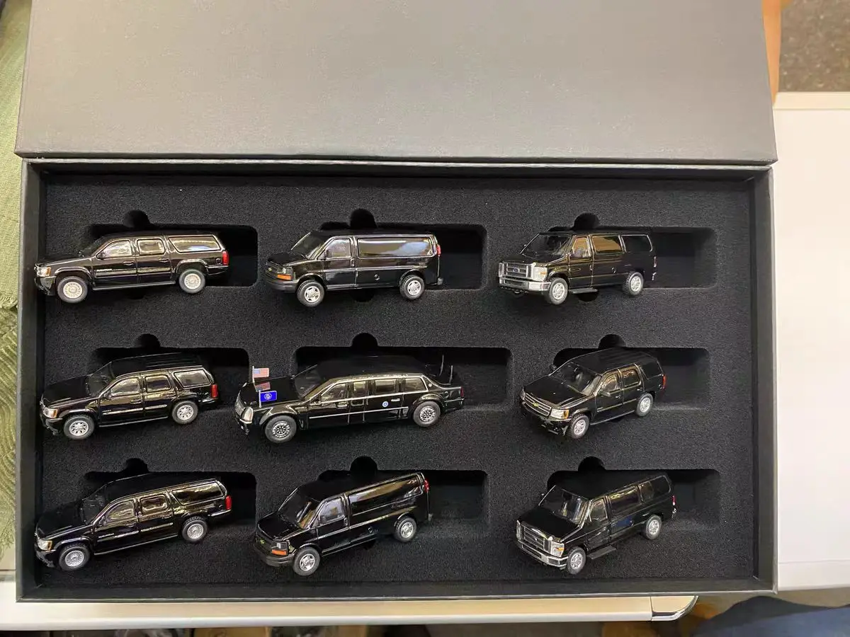 【新品】596 Model HEC Exclusive 1/64 596 Model HEC Exclusive 1/64 President Motorcade set – 20KM