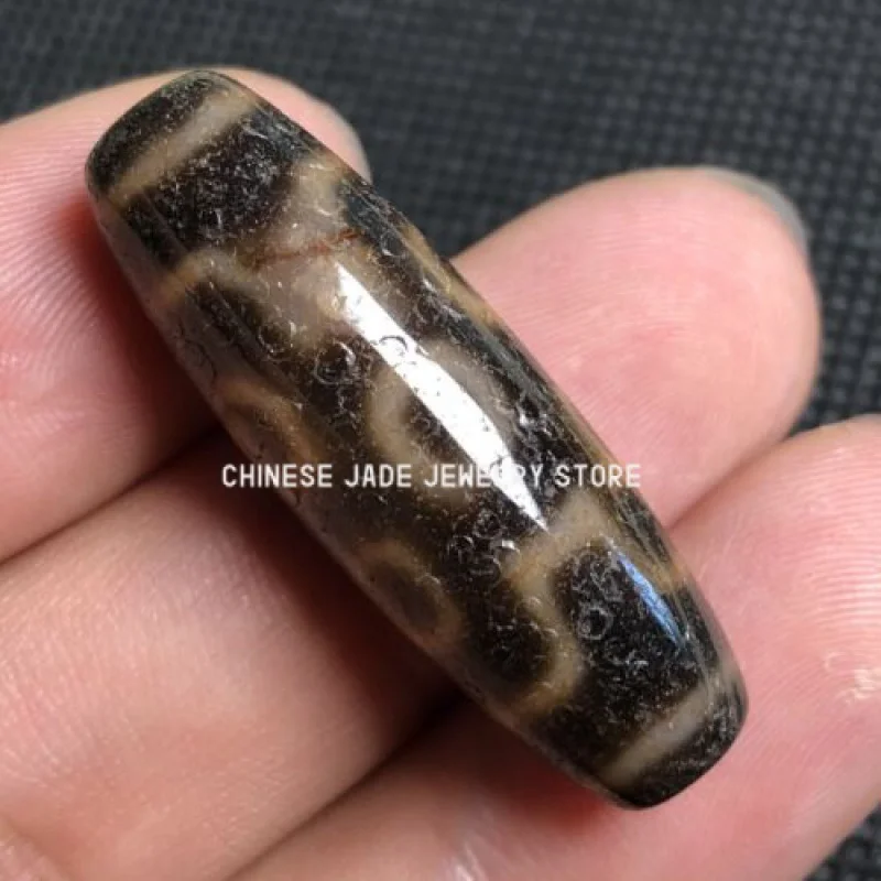 

Antique Magic Old Tibetan Agate *7 Eyes * Amulet Dzi Bead C004