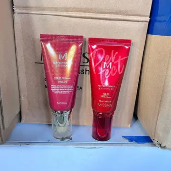 BB Cream Correttore 50ml, Fondotinta Nude, Idratante, Base Isolante, Uniformante per il Tono della Pelle, Cosmetico Liquido per il Viso Quotidiano