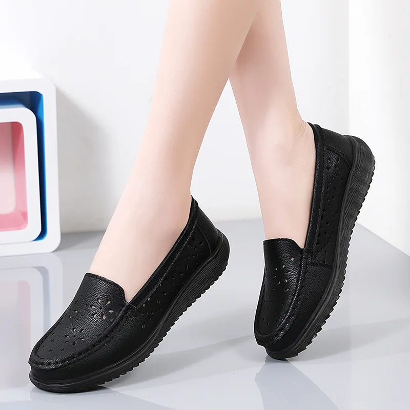 New Women Flats Ballet Shoes Woman Cut Out Leather Breathable Fashion Women Boat Shoes Ballerina Ladies Casual Shoes Plus