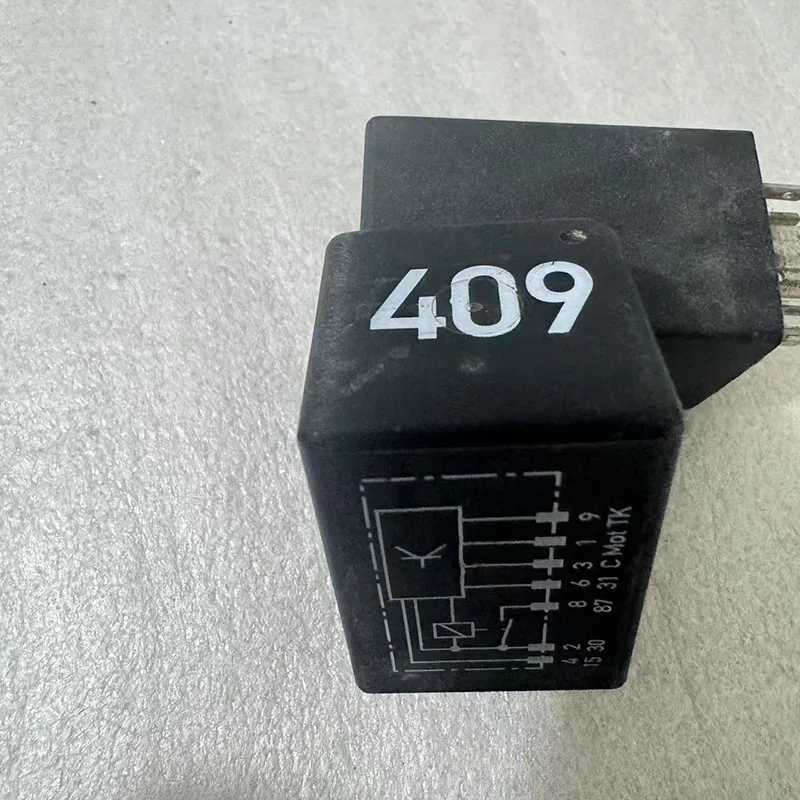 original 409 car fuel Oil pump relay 1J0 906 383C