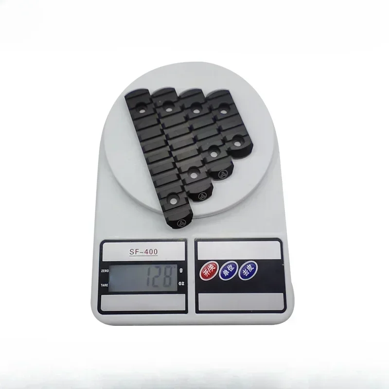 M-LOK/Keymod/MOE 20mm Metal Tactical Helmet Adapter Rail for Installation of Tactical Accessories Like Flashlight, Foregrip Etc