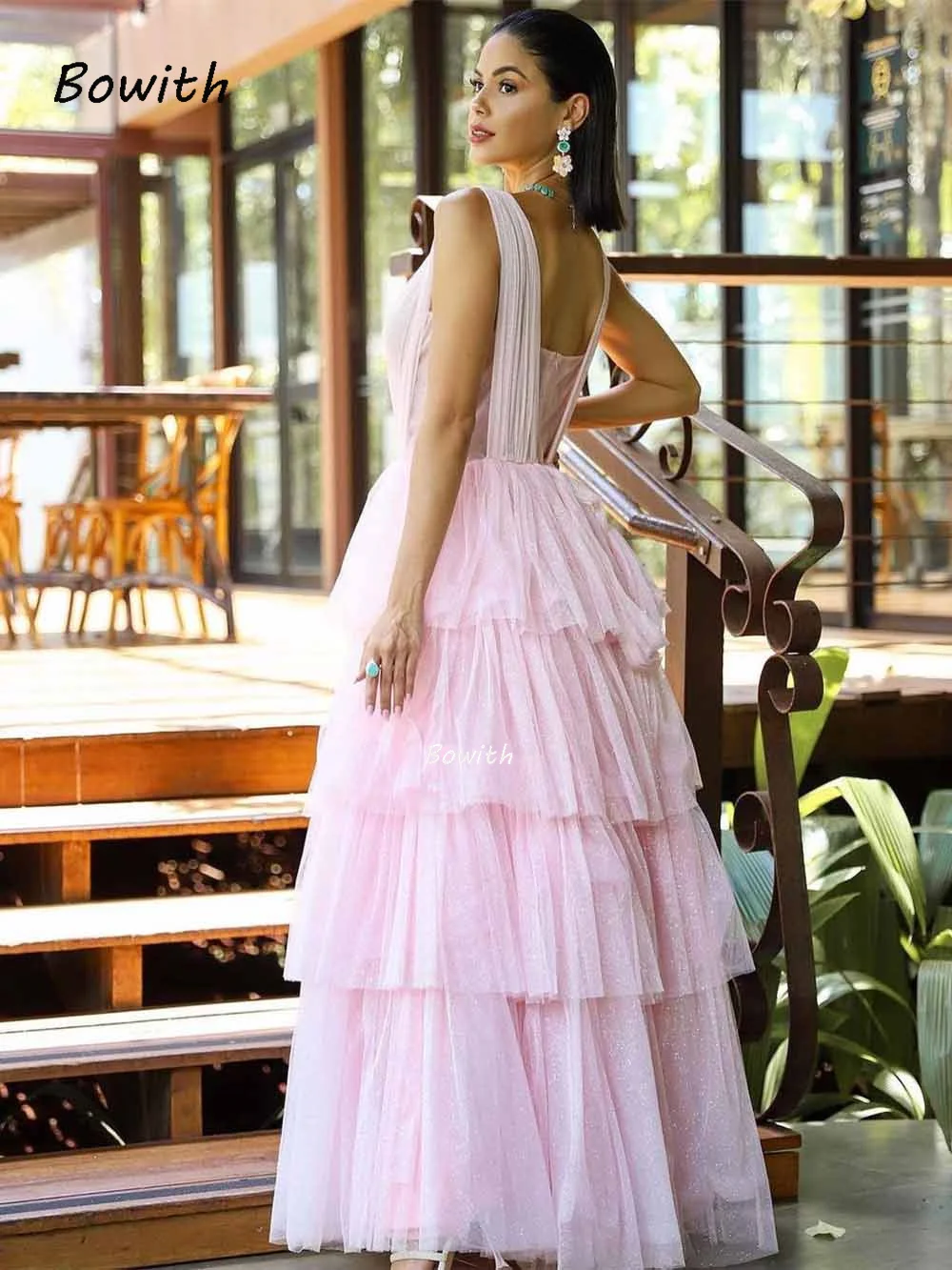 Bowith Pink Long Evening Party Dresses Puffy Prom Gown Floor Length Luxury Party Gowns Fish Boned A Line robes de soirée