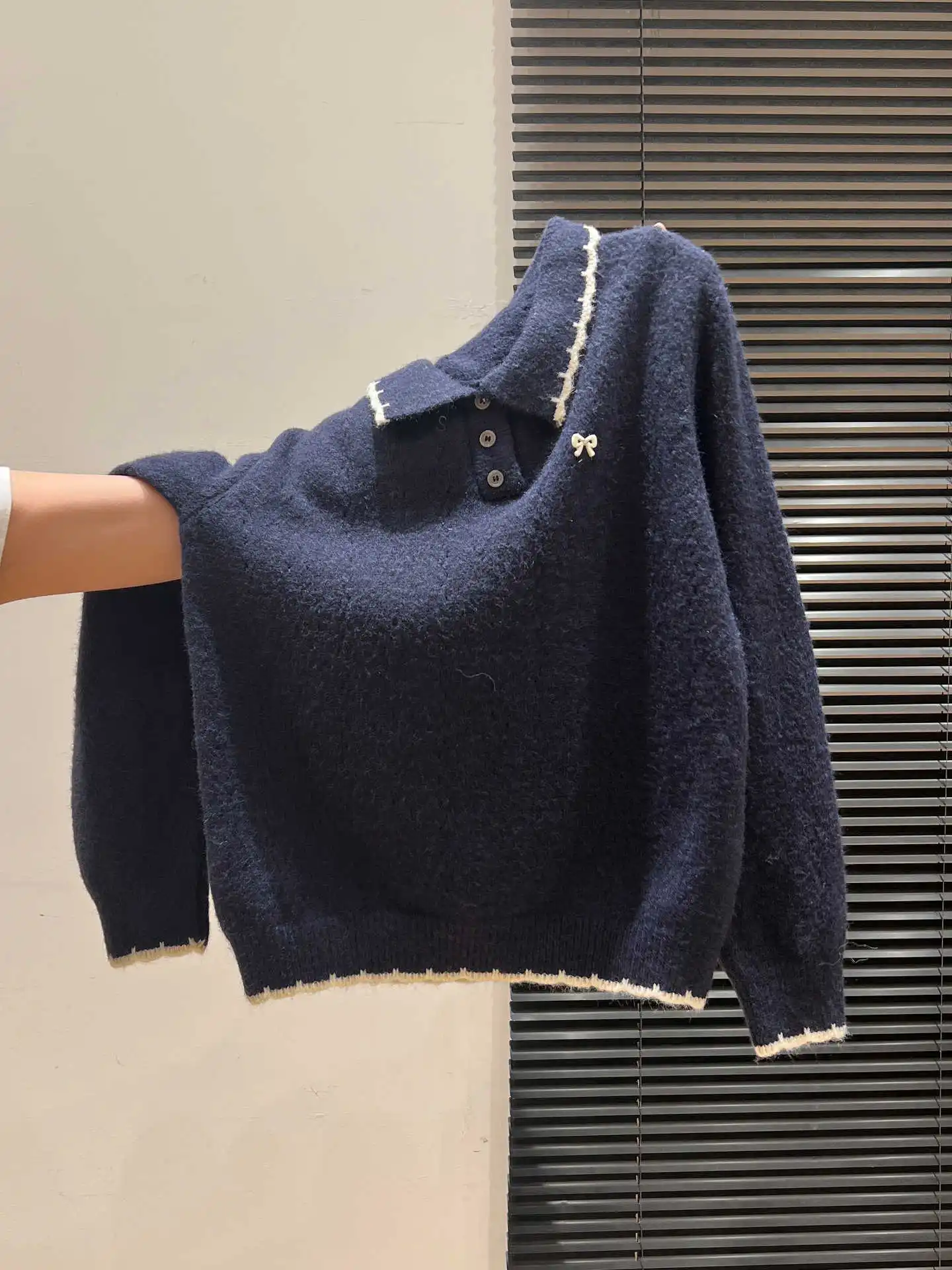 For Autumn And Winter, Wear A Lapel, Embroidered Bow, Color-Blocking Knitted Sweater As A Base Layer And Pair It With A Long-Sle - Image 2