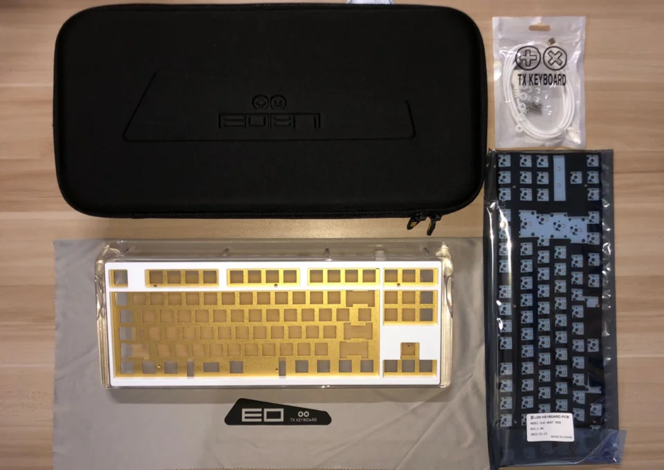 TX TKL Classic 暗く WK Beige｜キーボード本体