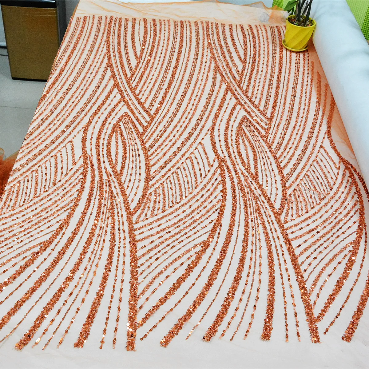 Sequins Embroidery French Mesh Lace Fabric African Handmade Beads Tulle Lace Fabrics for Party XCW-113