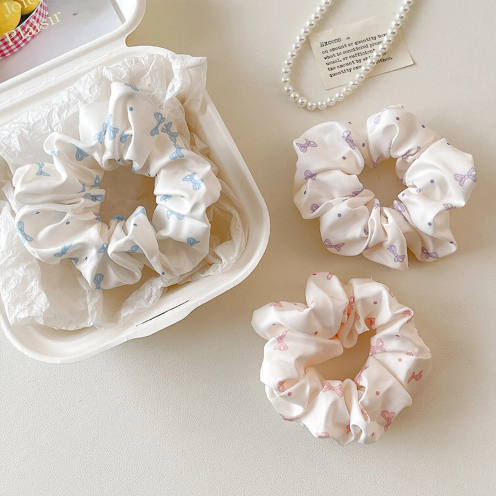 1PC Sweet Bow-patterned Satin Scrunchies, Cute Elastic Hair Ties for Girls, Soft Hair Accessories to Elevate Hairstyles