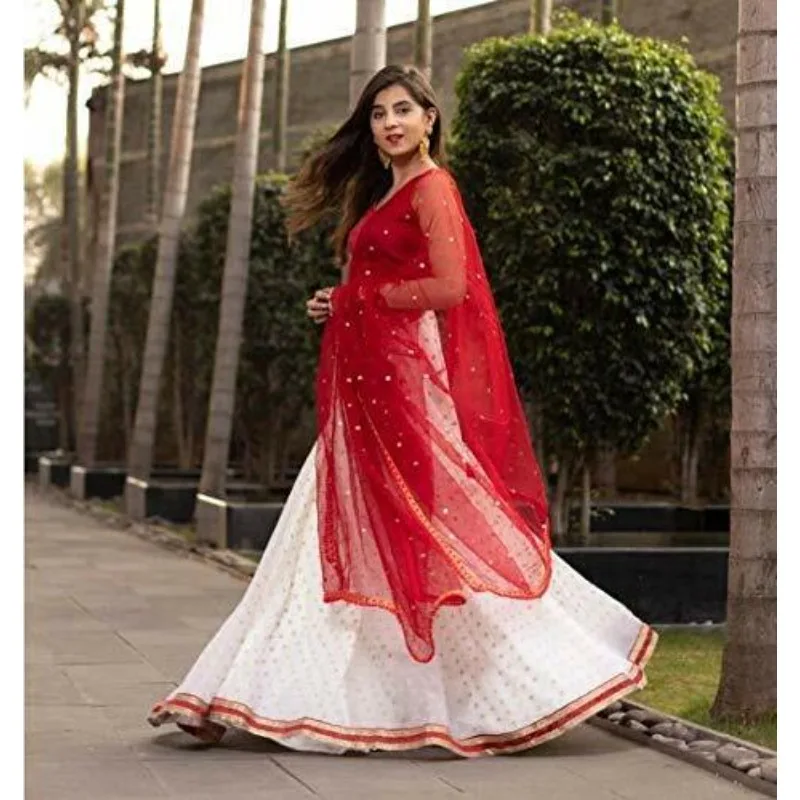 

Beautiful Indian Pakistani Top Skirt Dupatta Lehenga Choli Blouse Ghagra Dresses