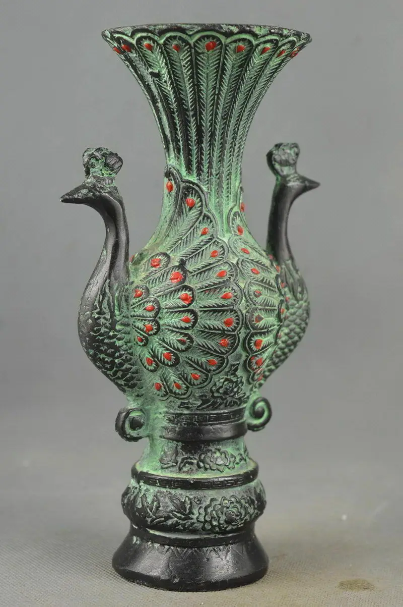 Collectible Handwork Old Bronze Carving Peacock Auspicious Vase 3