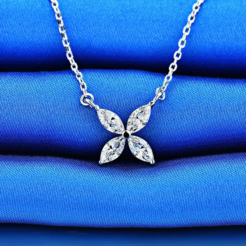 

Solid 14K White Gold AU585 Platinum PT950 Diamond Quadrangle Diamond Necklace Women Fashion Trend