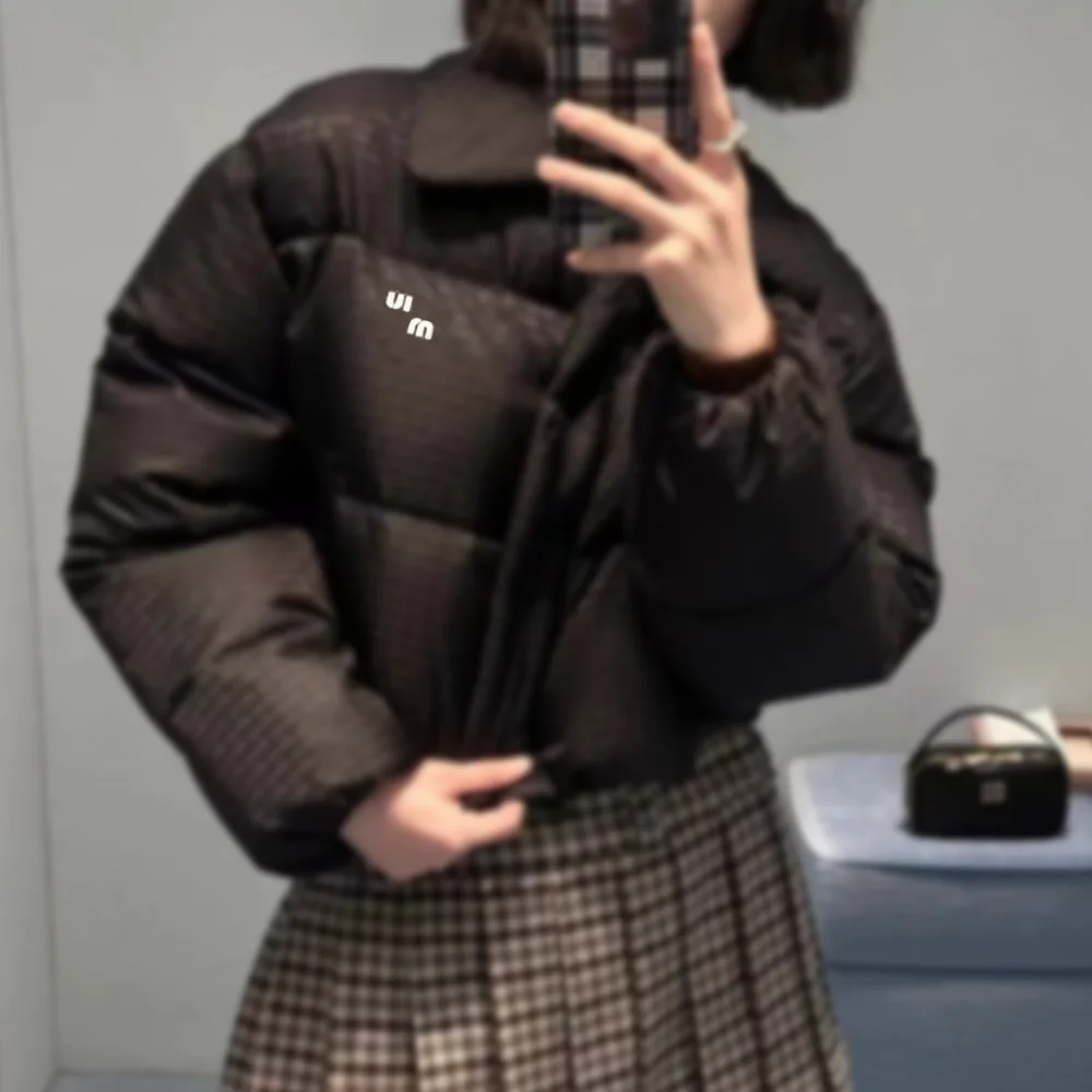 

Woman Coat 23 Autumn Inter Collection New Letter Jacquard Flip Down Coat With 90 Fleece Filling Small Short Style Woman Clothing