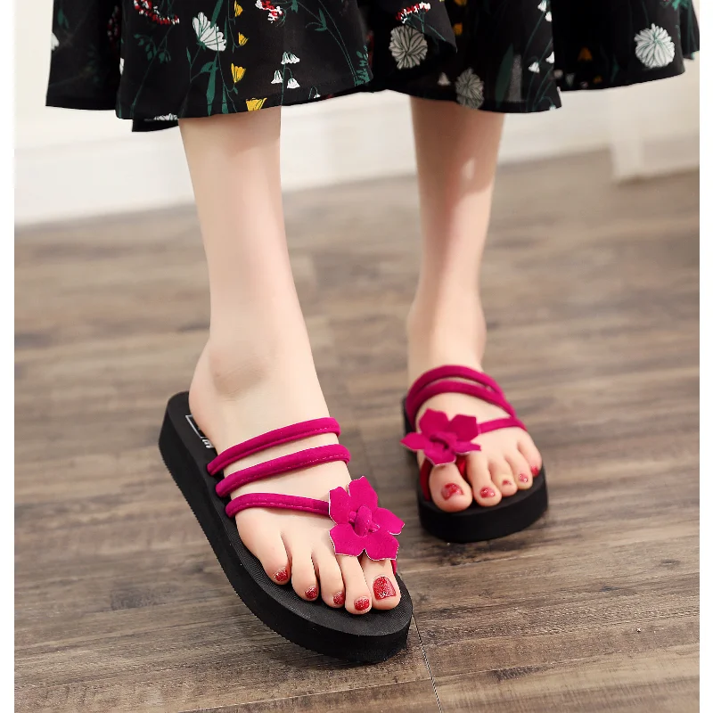 

Женские шлепанцы 2023, открытая рабочая обувь, крутая обувь, женские шлепанцы на плоской подошве, черные Нескользящие базовые домашние сандалии, женская обувь