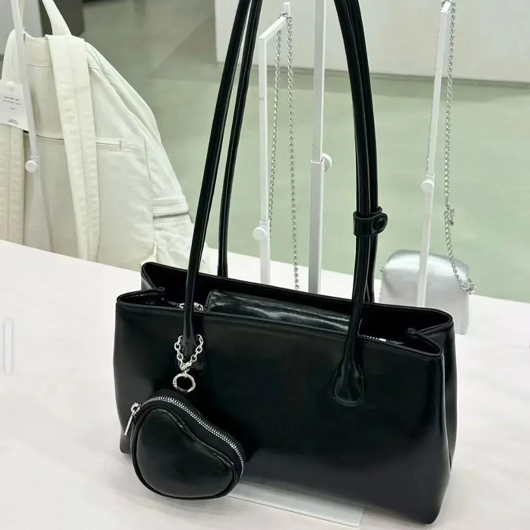 Black with peach heart bag