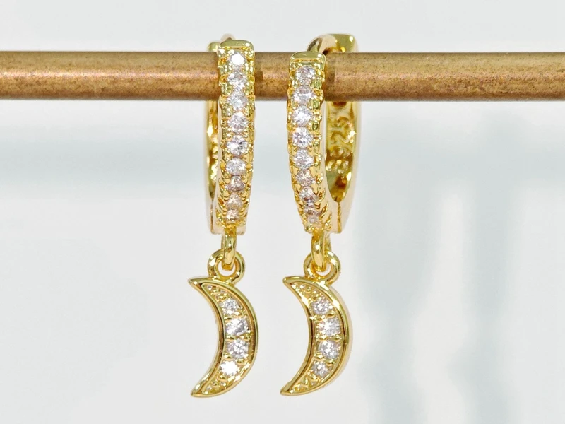 Creolen aus 925er-Sterlingsilber mit Nadel, kleine Huggies-Creolen für Damen, winziger Kristall-Zirko-Anhänger, Knorpel-Ohrringe, Piercing-Schmuck – Detail 12