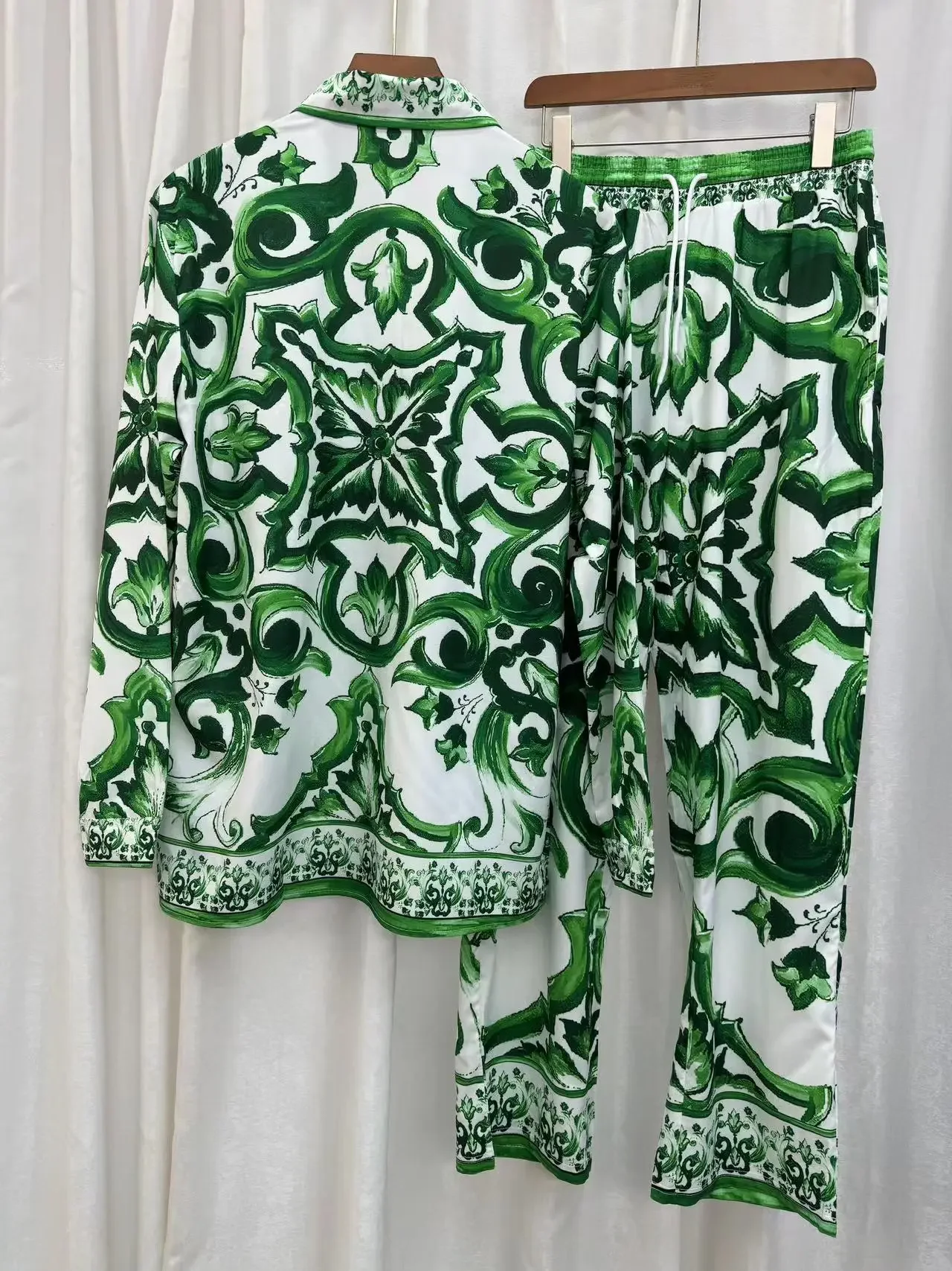 qd063 Fashion men sets 2024 Popular European Design party style men's Clothing 2