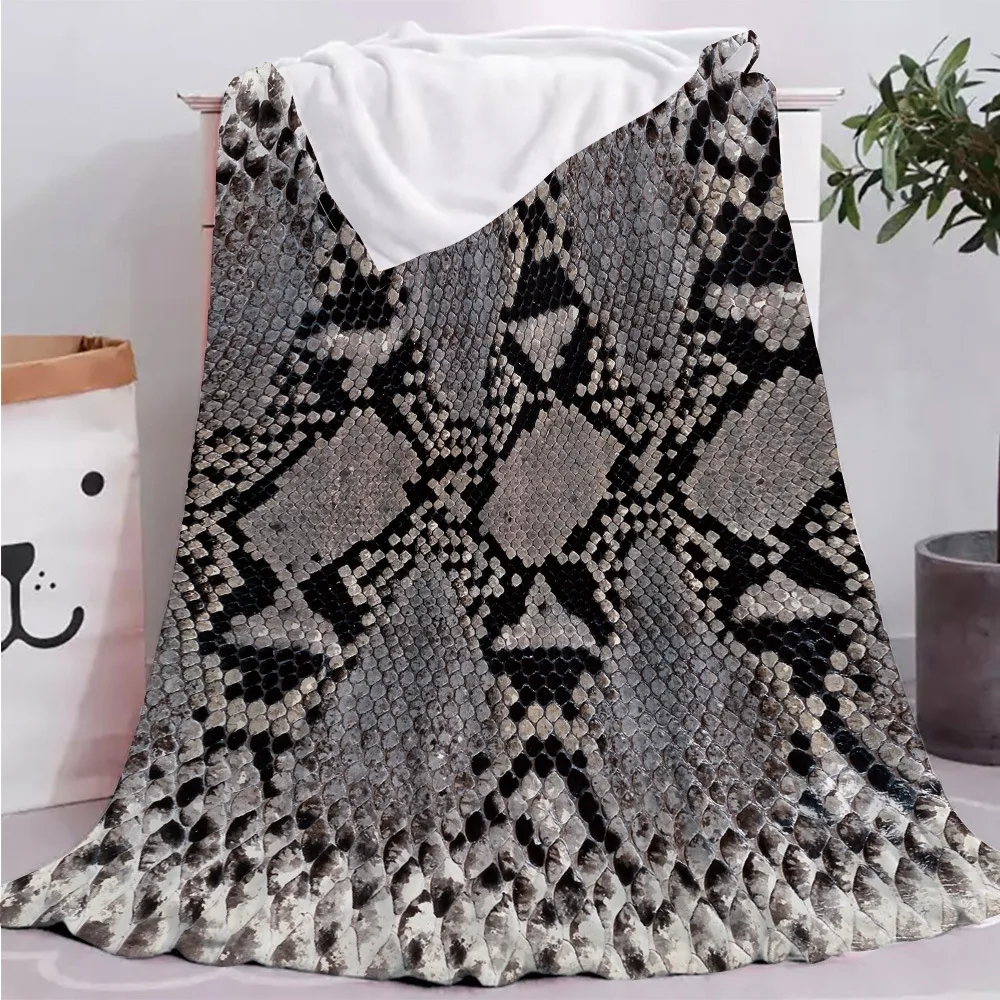 

Python Snake Skin Pattern Fleece Blanket Super Soft Cozy Flannel Animal Fur Print for Bed Sofa Throw Blanket Bedspread King Size