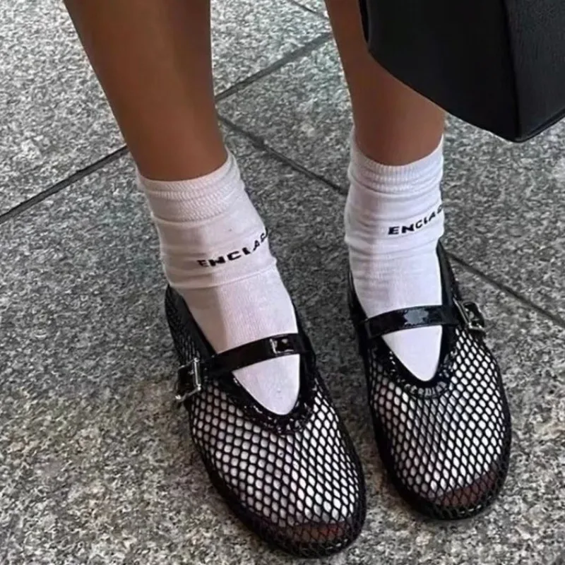 

2024 Sandals Ballet Flat Shoes Women Mesh Hollow Outs Mary Jane Shoes Leather Loafers Rivet Studded Summer Walking Shoes Woman