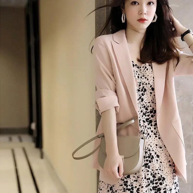 2023 Women's Clothing New Fashion Casual Loose Office Lady Notched Temperament Button Solid Color Dignified Intellectual Blazers