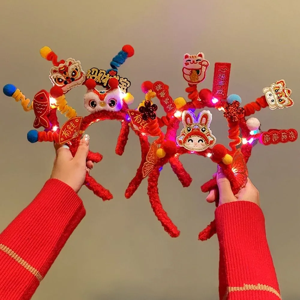 

Lion Dance 2024 Happy New Year Headband Red Hairband Cartoon Glowing LED Light Hair Band Embroidery Hair Hoop Child Headwear