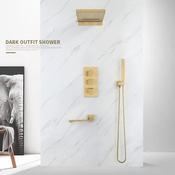 ชุดฝักบัวอาบน้ำแบบฝังผนัง FARRETE หรูหรา สีทองเหลืองขัดเงา พร้อมเทอร์โมสตัทแบบซ่อนในตัว ระบบฝักบัวแบบน้ำตก 1