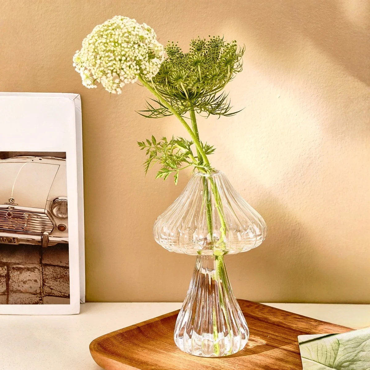 1PC, creative transparent glass small straw mushroom-shaped decorative vase, transparent mushroom vase for home decoration