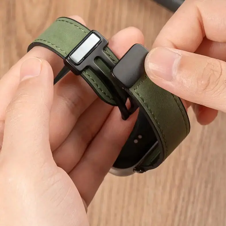 Magnetic Silicone Leather Bracelet Strap for Smartwatch 22mm - Premium Accessory Band