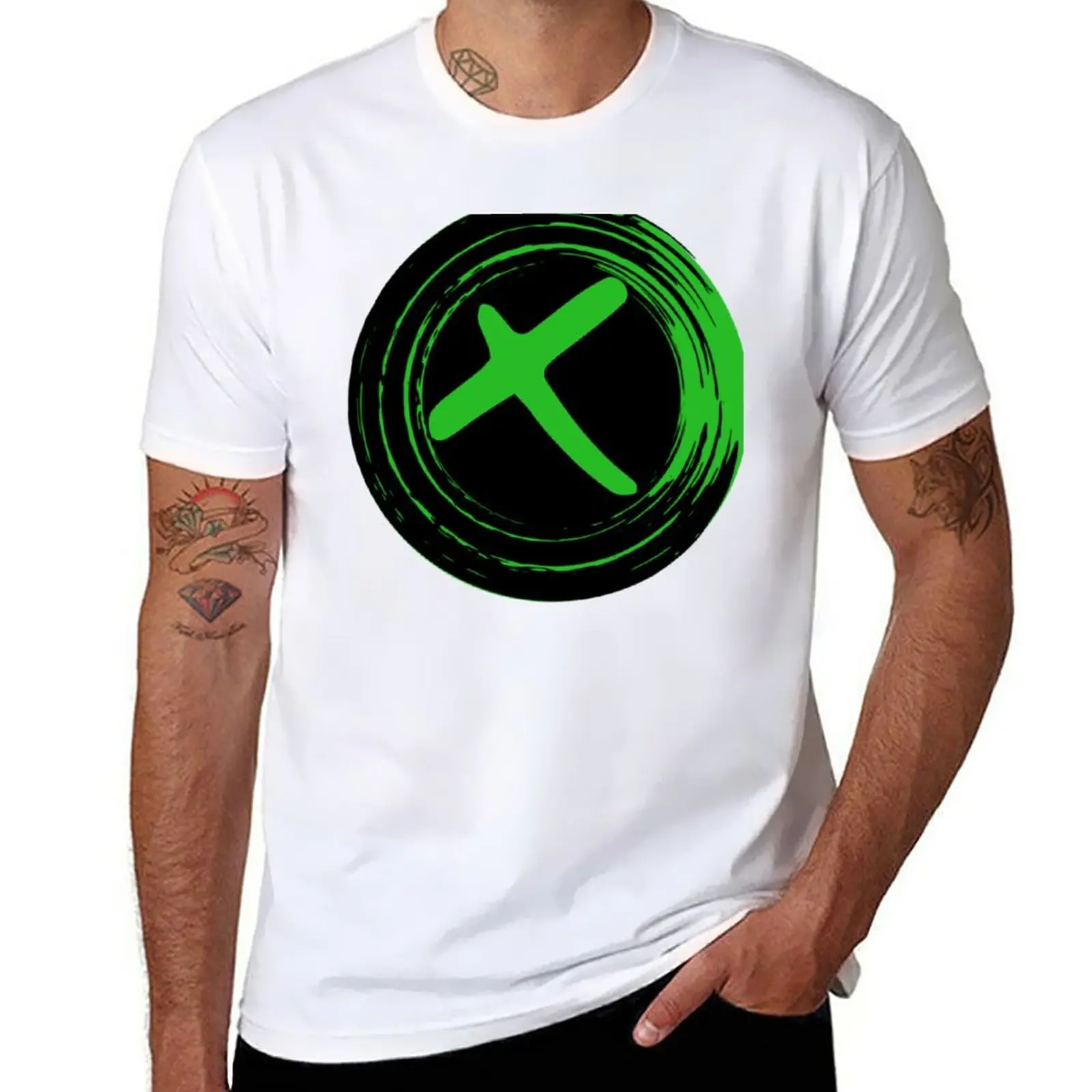 New Gamepass News Logo T-Shirt Magliette Grafiche T-Shirt Per Un Ragazzo Vestiti Anime Vestiti Hippie Magliette Nere Per Uomo