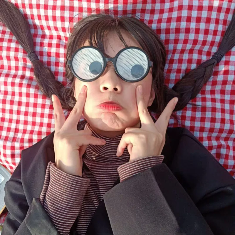 New Type Creative Plastic Cute Will Turn the Eyeball Round Frame Funny Party Glasses Entertainment Game Novelty Toys