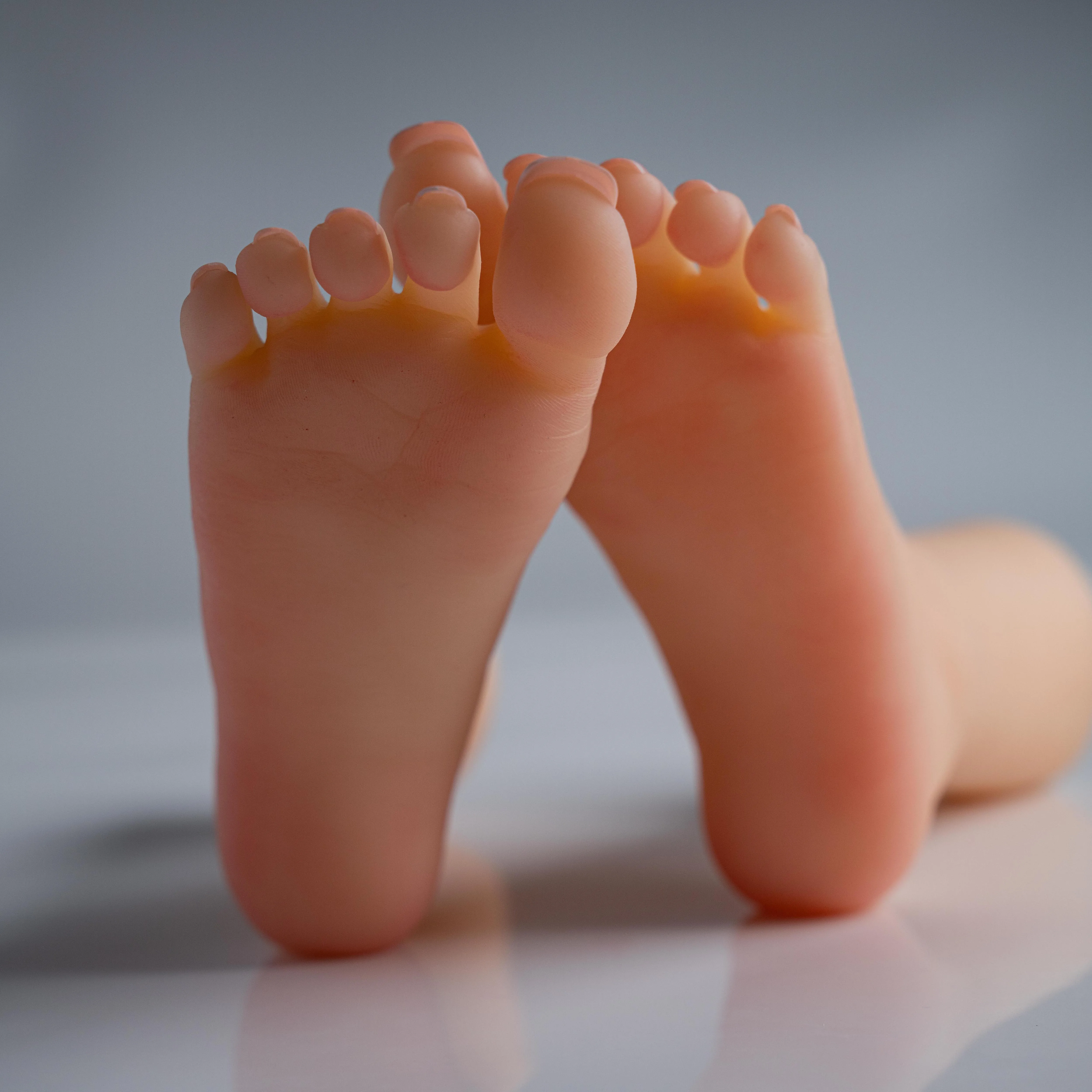 Kleines Fußmodell 2800, niedliche Kinder-Schaufensterpuppe, lebensechte Füße, künstliche Nägel, Praxis, Silikon, Schuhe, Socken, Display, medizinisches Training – Detail 8