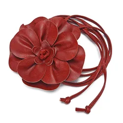 Elegant Floral PU Leather Waist Belt: Luxurious Decorative Woven Strap (Red)