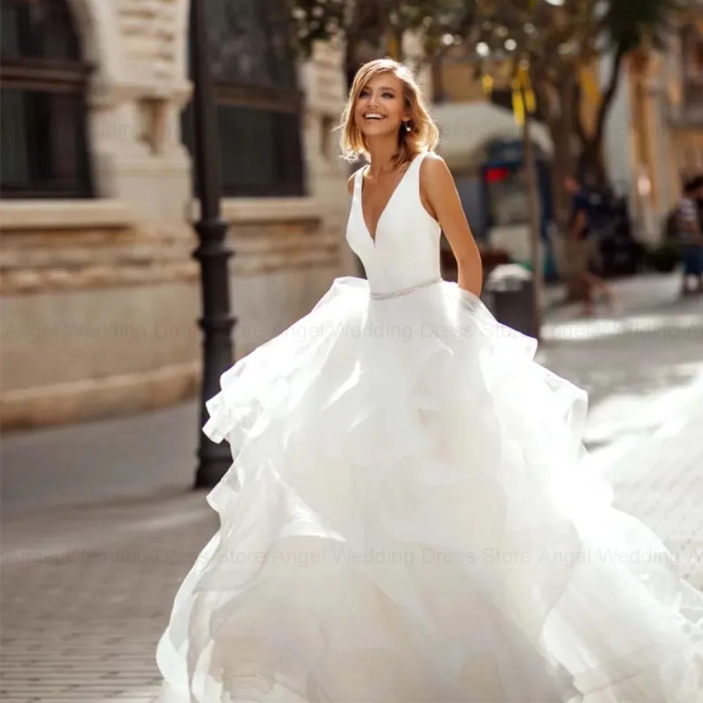 ANGEL Sexy V-Neck Backless A-line Wedding Dress Romantic Organza Sleeveless Trouwjurk Simple Spaghetti Straps Bride Party 2