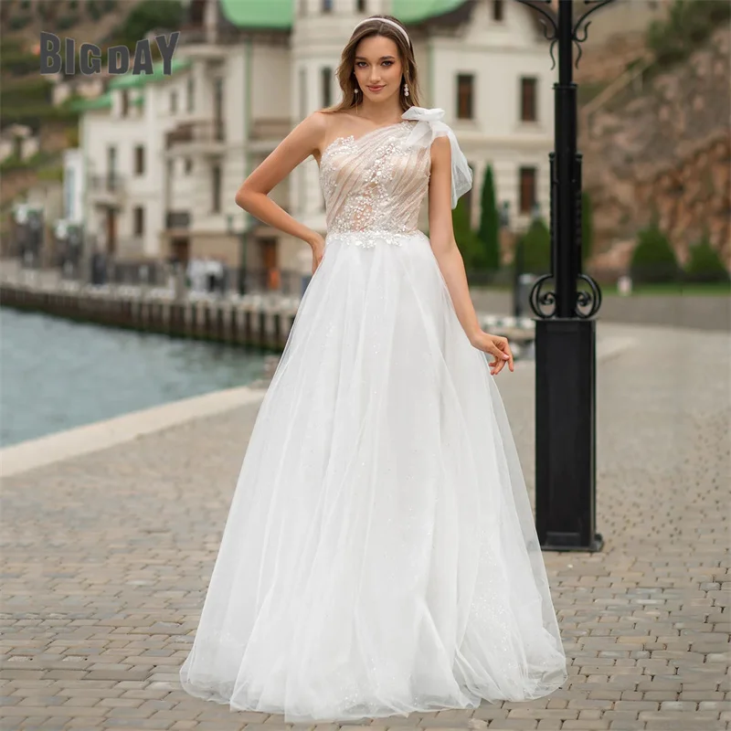 

Elegant A-Line Wedding Dresses Women 2024 One Shoulder Illusion Back Bow Lace Bridal Gown Tulle Sweep Train Vestidos De Noiva