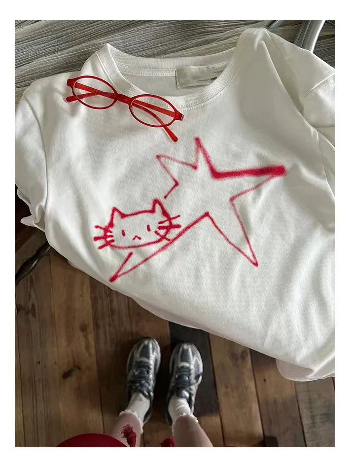 

Vintage Hand-painted K Cat Star Grid Retro Printed Short-sleeved T-shirt Women New Cotton Top In Summer of 2023