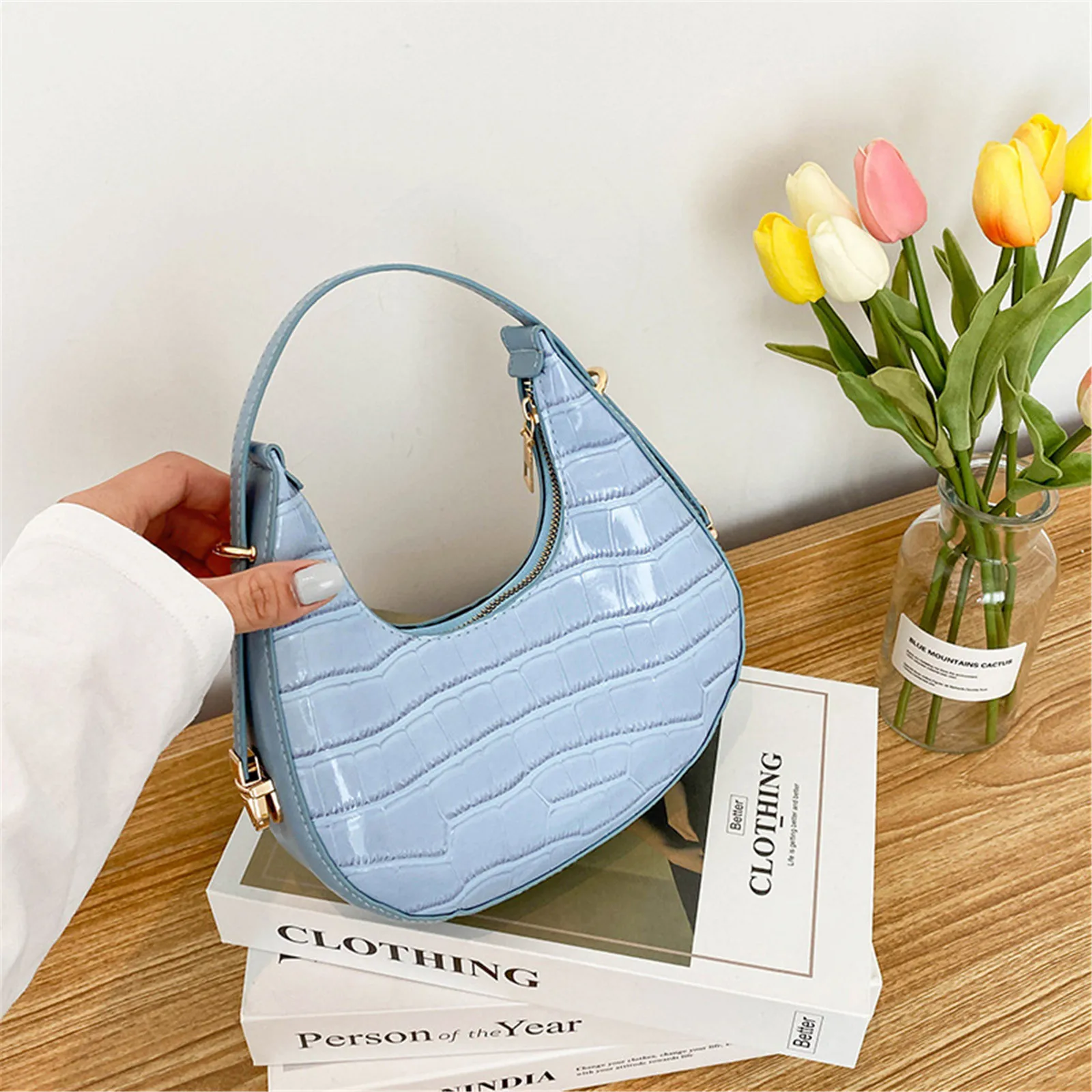 Fashion Stone Pattern Shoulder Bag - Contents Fit