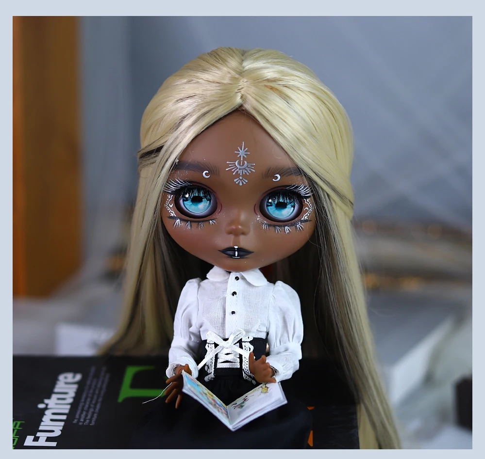 エロイーズ – プレミアム Custom Neo Blythe マルチカラーの髪、黒い肌、マットでキュートな顔の人形 11