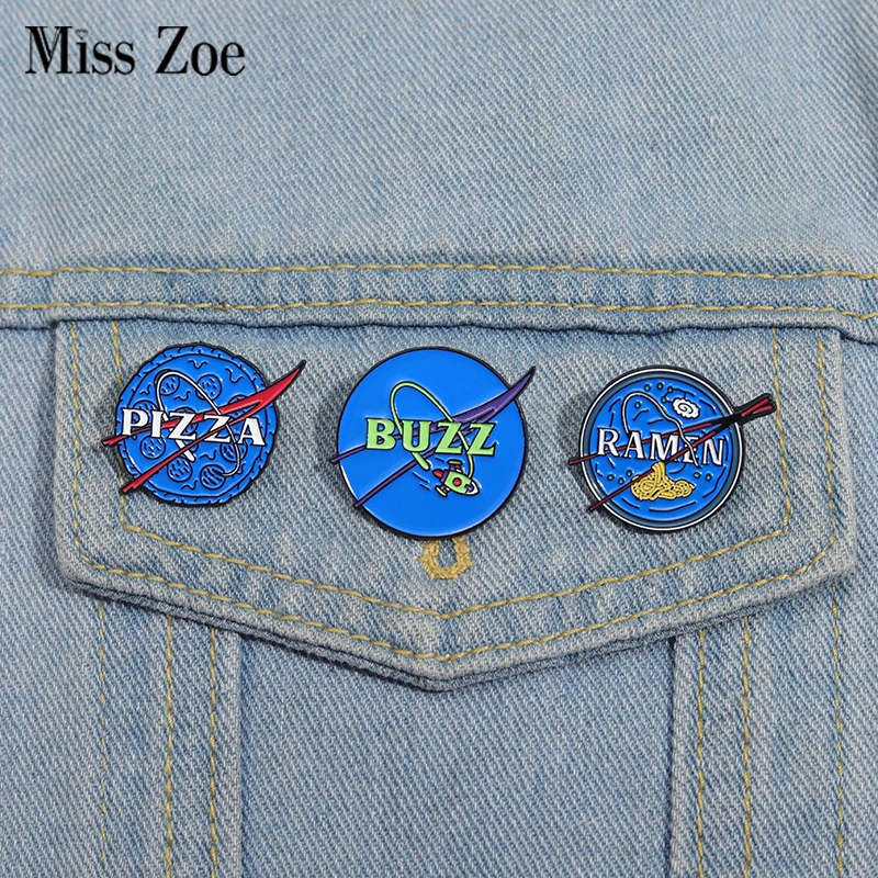 우주 비행사 에나멜 핀, 맞춤 라멘 피자, 음식 탐험, 우주 브로치, 라펠 배지,..