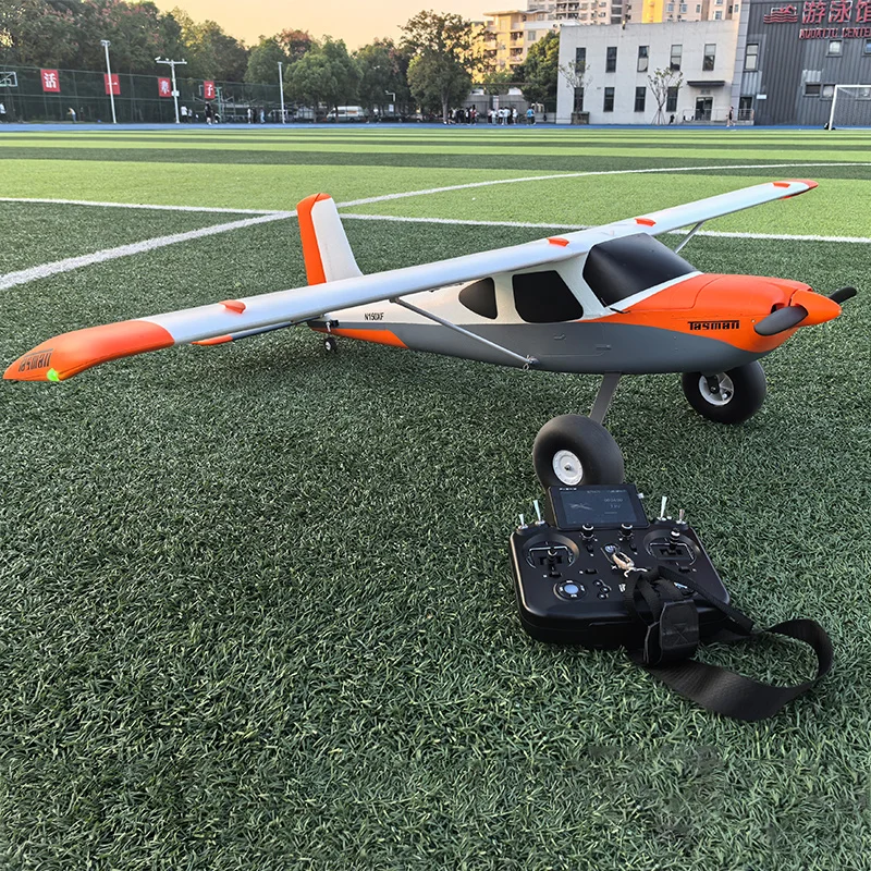 Electric Fixed Wing Single Model Aircraft for Advanced 3D Practice