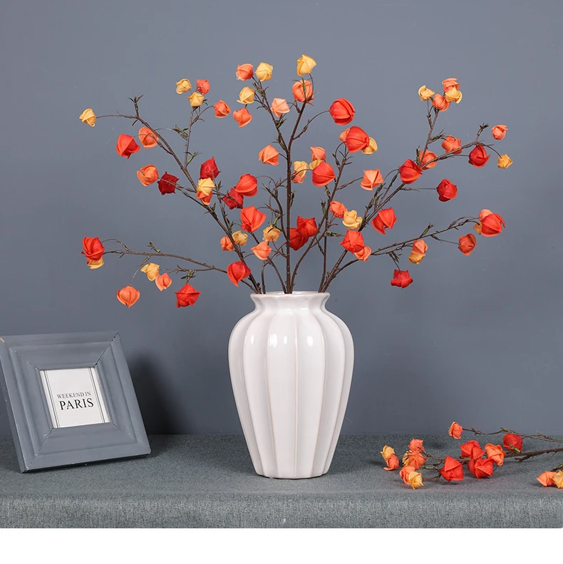 Description Picture 2 of itemArtificial Lanterns, Red Berries, Holiday Decorations, Artificial Flowers, Indoor Dry Flower Ornaments