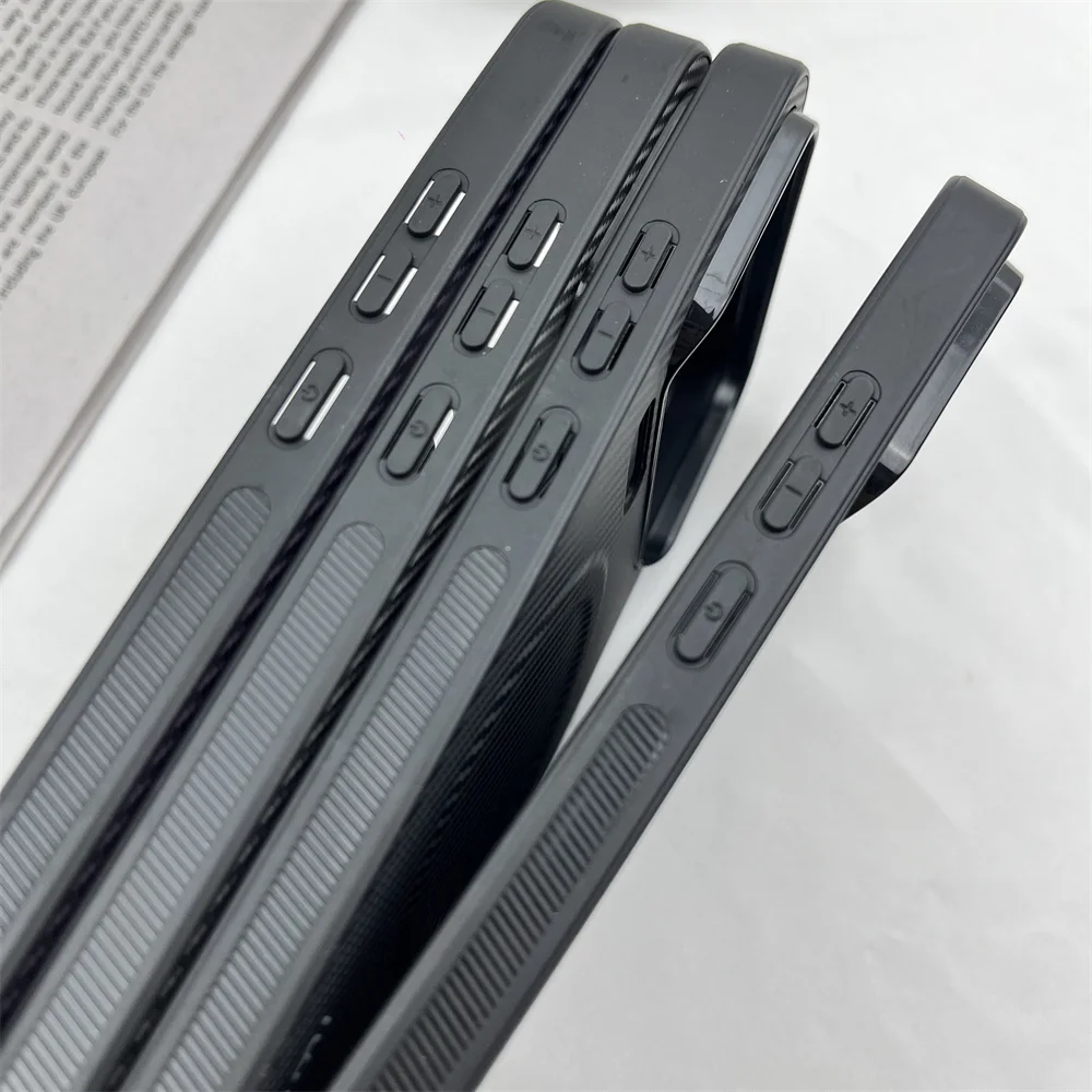 Luxury Carbon Fiber Magnetic Phone Case with Magsafe Compatibility